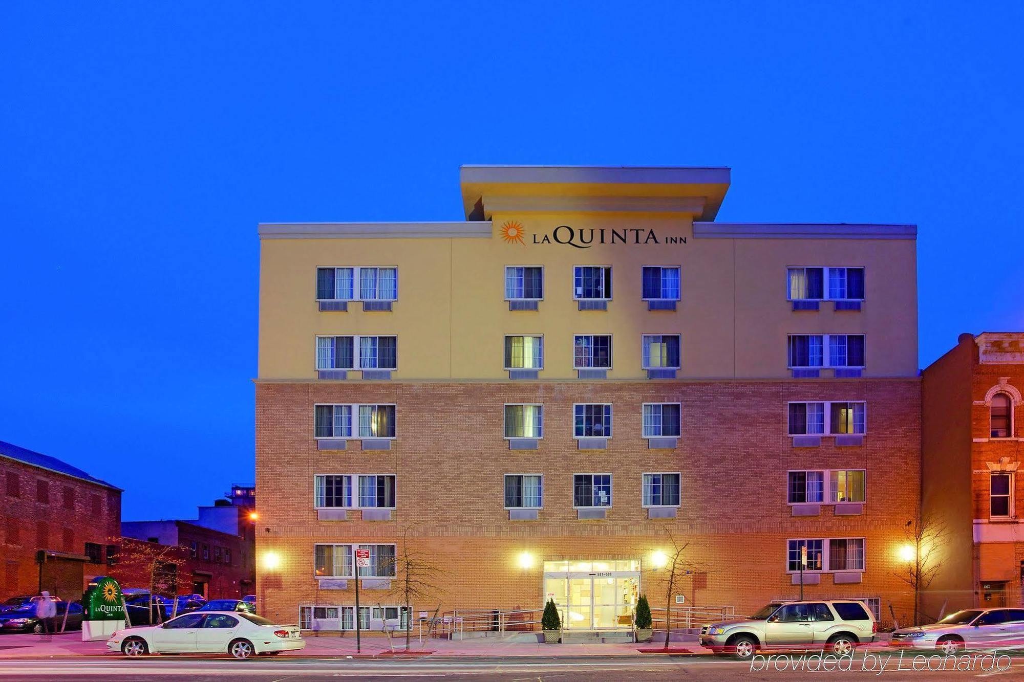 Hotel La Quinta By Wyndham Brooklyn Downtown New York Exterior foto